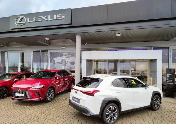 Lexus UX cena 137900 przebieg: 36872, rok produkcji 2019 z Gołdap małe 254